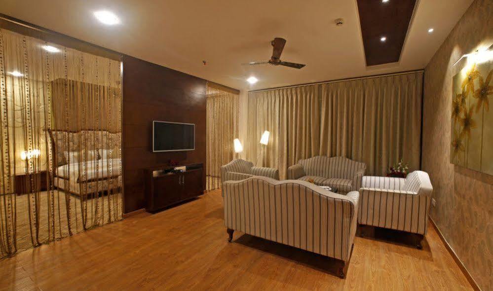 Grand Xenia Otel Ajmer Dış mekan fotoğraf
